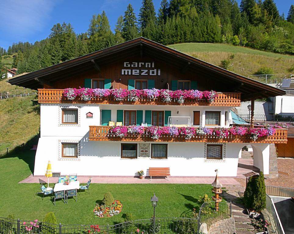 فندق Santa Cristina Val Gardenaفي  Garni Mezdi المظهر الخارجي الصورة